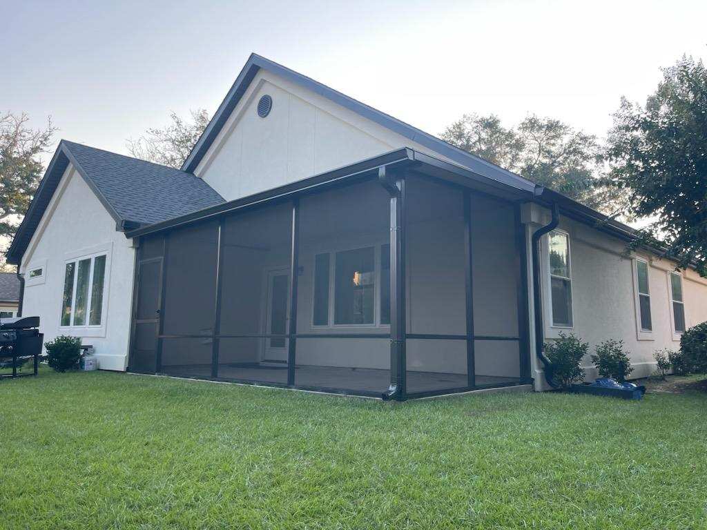 Quality Screen Room Builder in Foley, Alabama